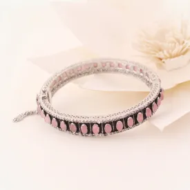 Bangle in Pink Onyx