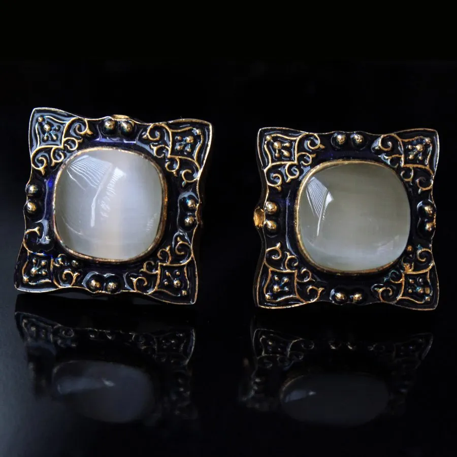 Cufflinks with Mother of Pearls